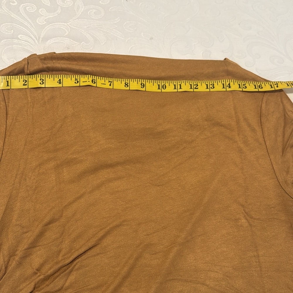 Vince, Drape Neck long Sleeve Top. Ladies 1X - Picture 13 of 15